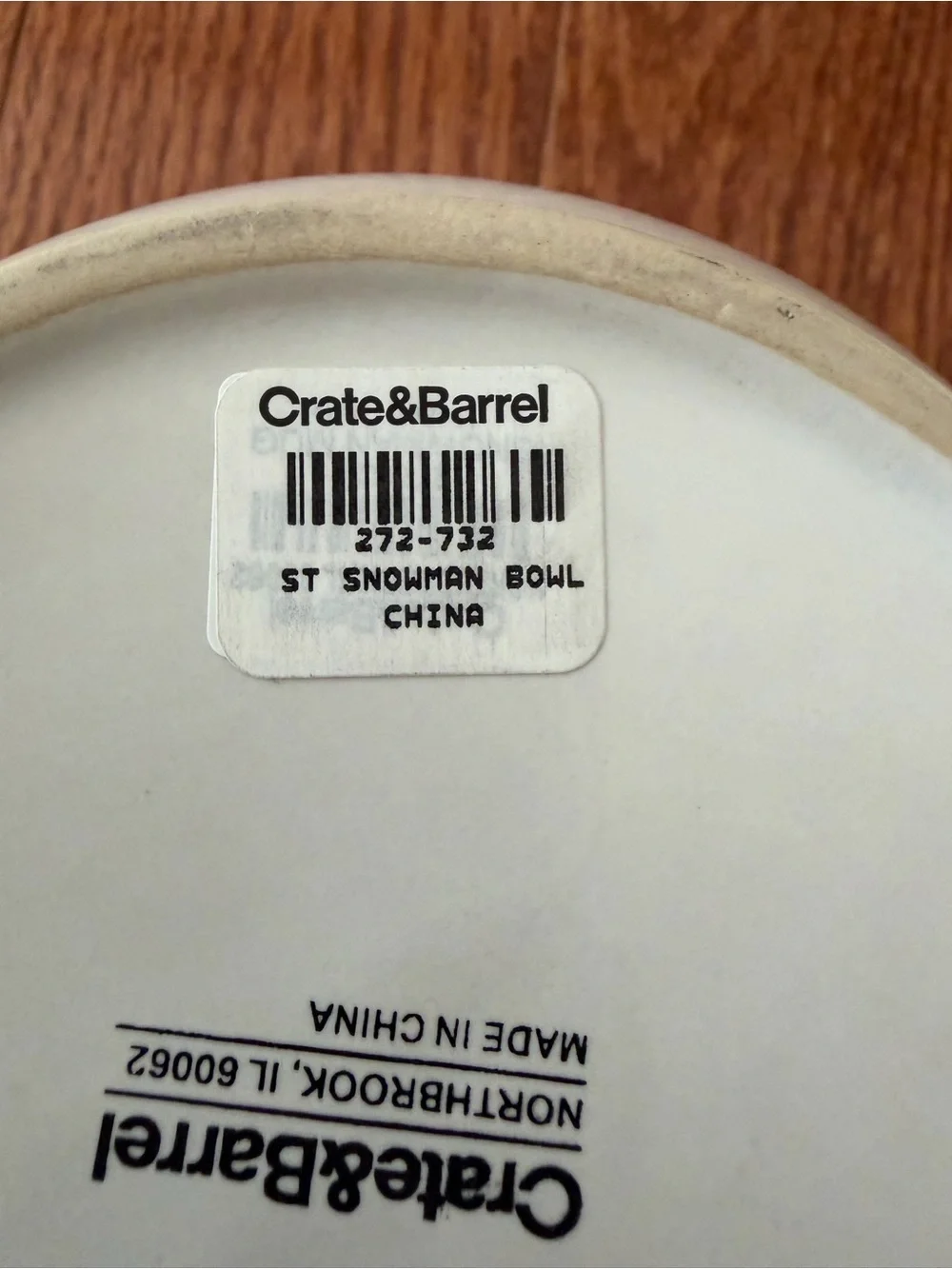 NWT Crate&Barrel Ceramic St Snowman Bowl of 3 Bolws.